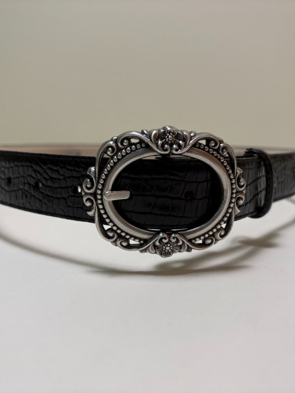 Coldwater Creek Leather Croc Embossed Concho Belt Women’s S